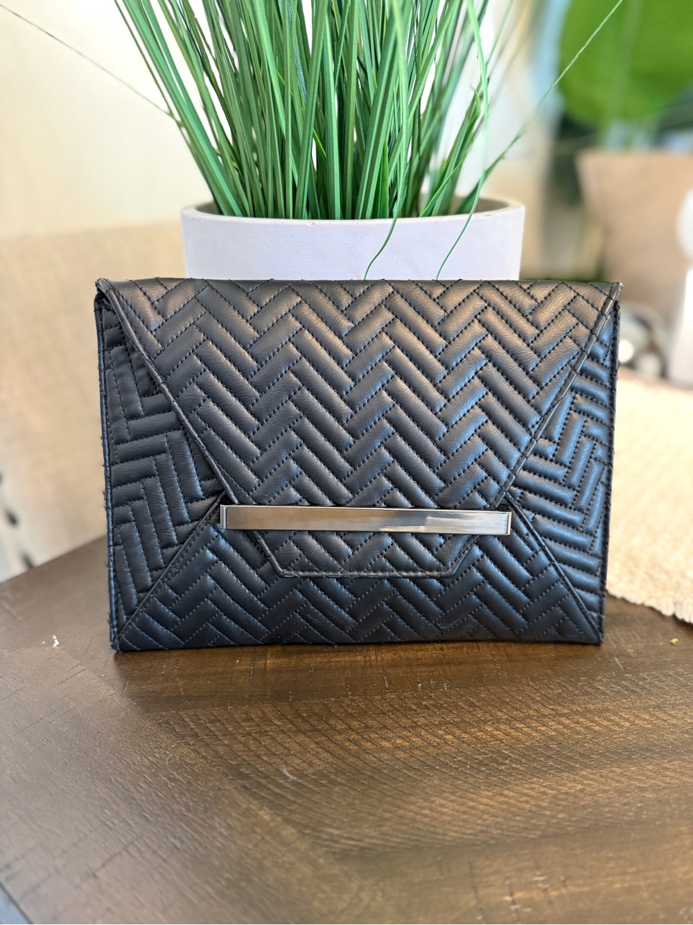 Envelope clutch from Missimo